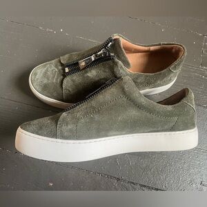 Frye Lena Rebel zip low suede mossy green sneakers size 8.5